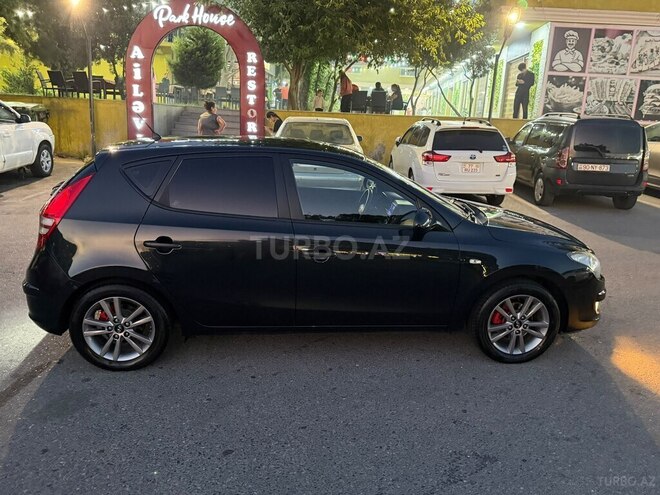 Hyundai i30 2009, 260,000 km - 1.4 л - Bakı