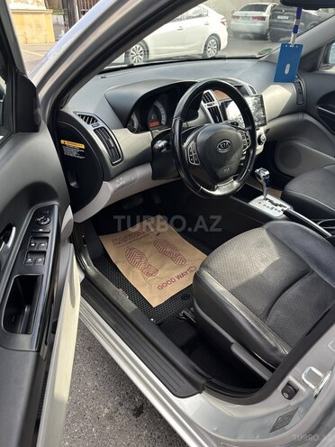Kia  2009, 260,337 km - 1.6 l - Bakı