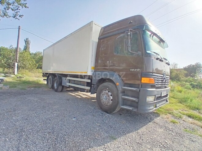 Mercedes Atego 2528 2000, 632,580 km - 6.4 л - Tərtər