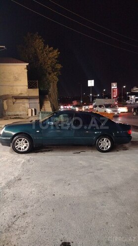 Mercedes E 240 1998, 395,000 km - 2.4 l - Bakı