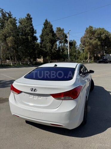Hyundai Elantra 2011, 320,000 km - 1.8 l - Şirvan