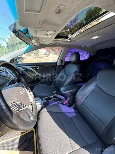 Hyundai Elantra 2011, 320,000 km - 1.8 l - Şirvan