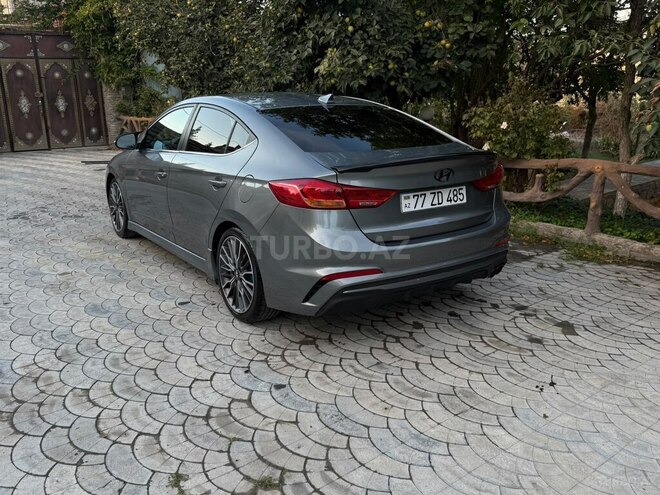 Hyundai Elantra 2017, 198,271 km - 1.6 л - Bakı