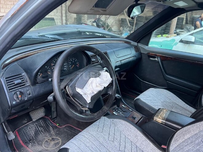 Mercedes C 200 1996, 233,313 km - 2.0 l - Bakı
