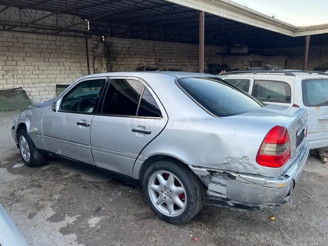 Mercedes C 200 1996, 233,313 km - 2.0 l - Bakı