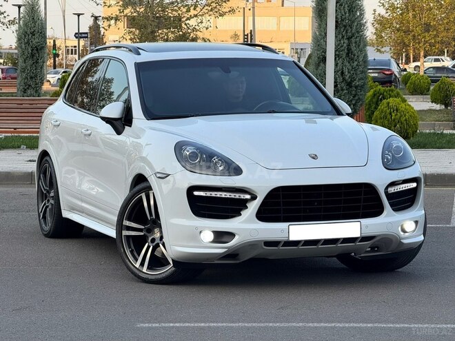 Porsche Cayenne S 2013, 189,000 km - 4.8 l - Gəncə