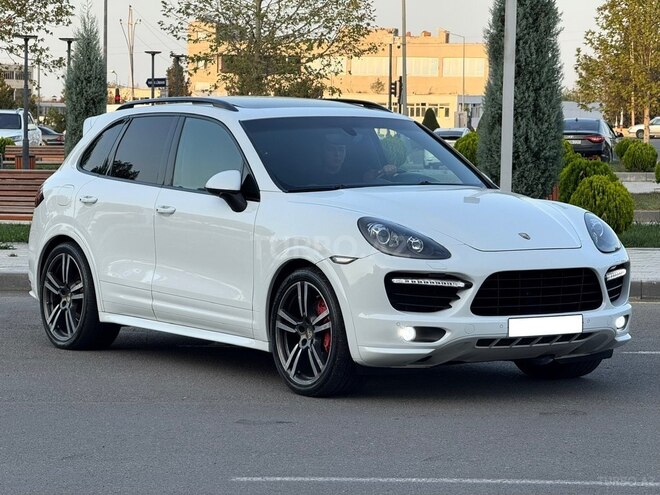Porsche Cayenne S 2013, 189,000 km - 4.8 l - Gəncə