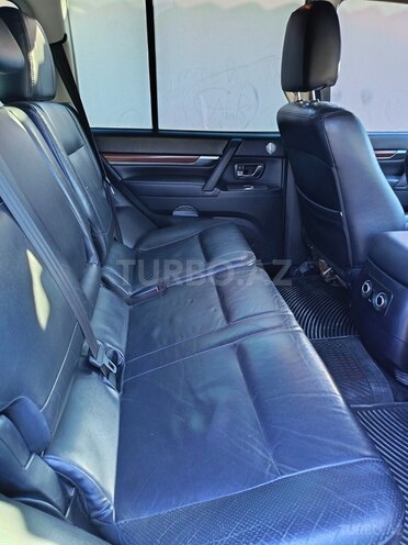 Mitsubishi Pajero 2008, 212,000 km - 3.8 л - Bakı