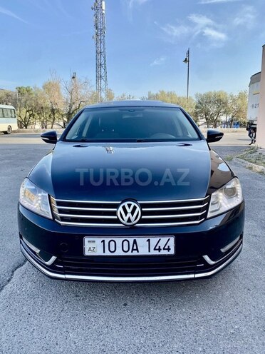 Volkswagen Passat 2012, 241,800 km - 1.8 л - Bakı