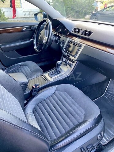 Volkswagen Passat 2012, 241,800 km - 1.8 л - Bakı