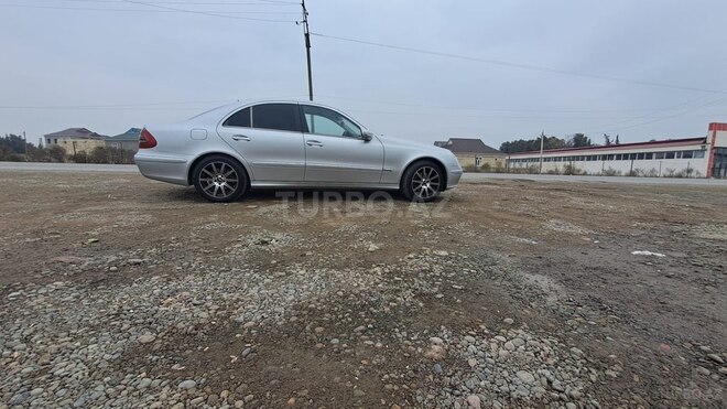 Mercedes E 220 2003, 405,000 km - 2.2 l - İmişli