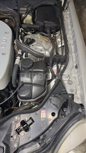 Mercedes E 220 2003, 405,000 km - 2.2 l - İmişli