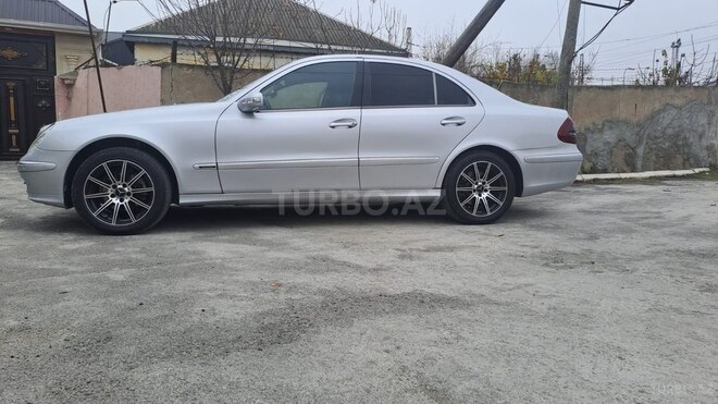 Mercedes E 220 2003, 405,000 km - 2.2 l - İmişli