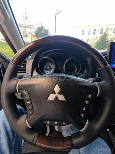 Mitsubishi Pajero 2010, 194,000 km - 3.5 l - Bakı