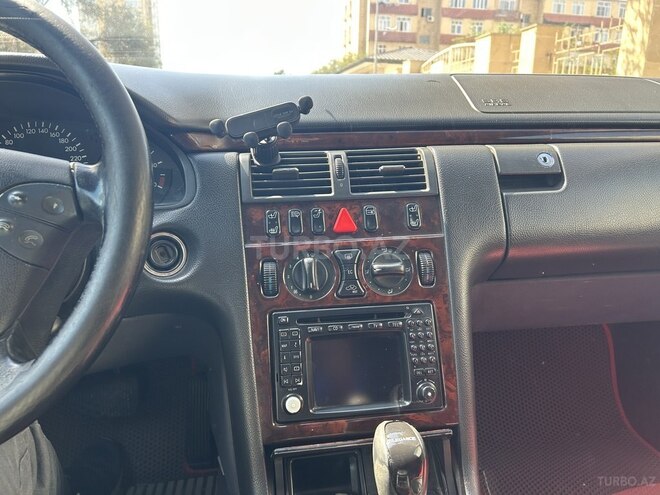 Mercedes E 220 2001, 500,000 km - 2.2 l - Bakı
