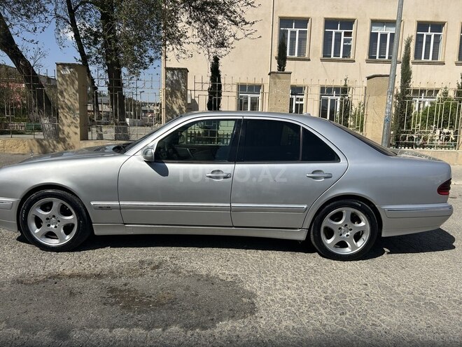 Mercedes E 220 2001, 500,000 km - 2.2 l - Bakı