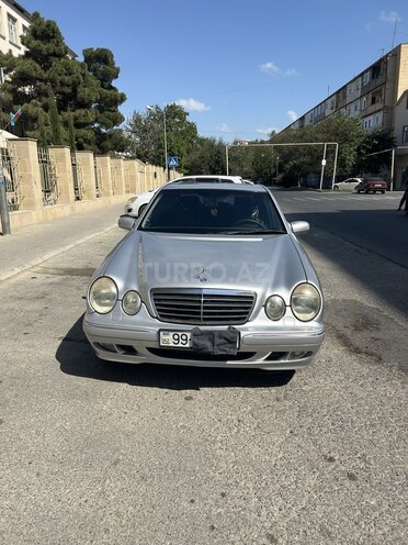 Mercedes E 220 2001, 500,000 km - 2.2 l - Bakı