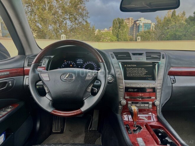 Lexus LS 460 2008, 332,000 km - 4.6 l - Bakı