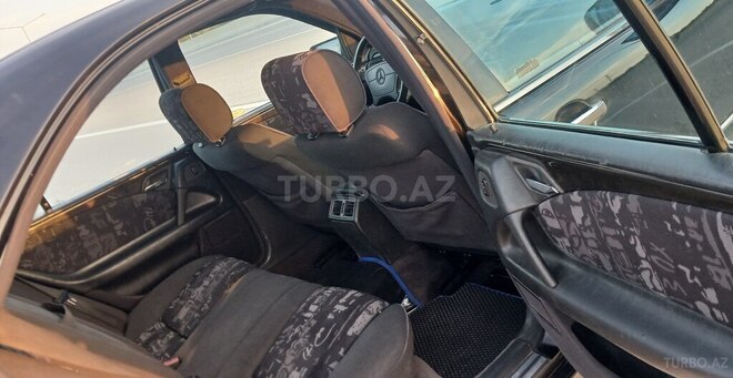 Mercedes E 280 1997, 321,416 km - 2.8 l - Bakı