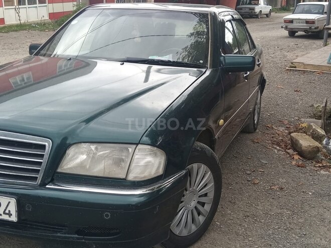 Mercedes C 220 1997, 845,678 km - 2.2 л - Qazax