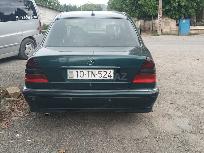 Mercedes C 220 1997, 845,678 km - 2.2 л - Qazax