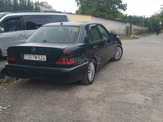 Mercedes C 220 1997, 845,678 km - 2.2 л - Qazax