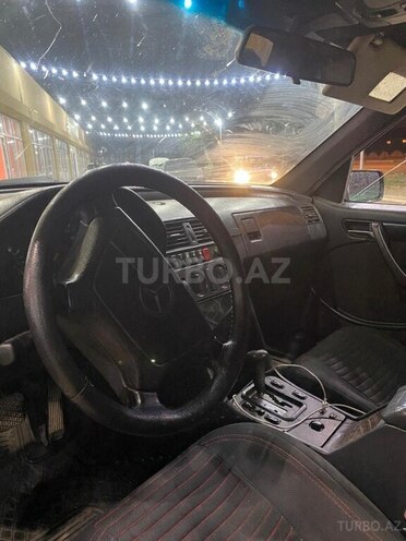 Mercedes C 220 1994, 345,880 km - 2.2 l - Yevlax