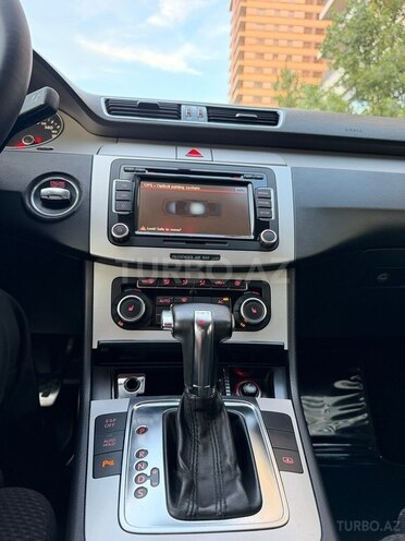 Volkswagen Passat 2010, 159,000 km - 1.8 l - Bakı