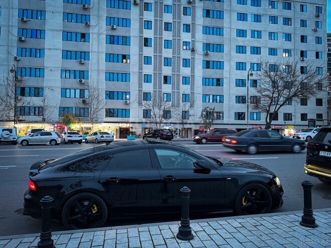 Audi A7 2013, 206,000 km - 3.0 l - Bakı
