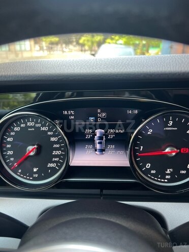 Mercedes E 220 d 2018, 275,000 km - 2.0 l - Bakı