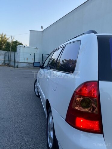 Toyota Corolla 2005, 500,000 km - 1.4 l - Bakı