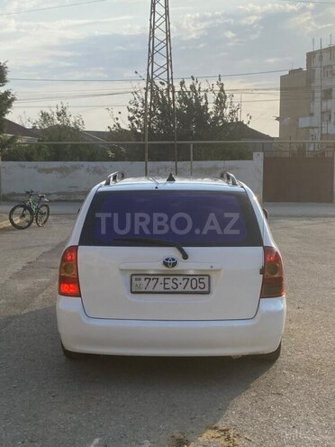 Toyota Corolla 2005, 500,000 km - 1.4 l - Bakı