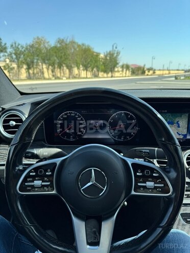 Mercedes E 300 4MATIC 2019, 143,000 km - 2.0 л - Naxçıvan