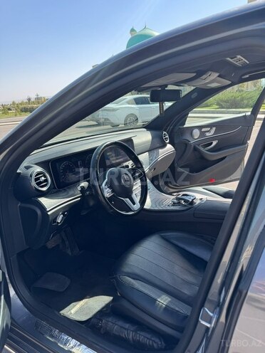 Mercedes E 300 4MATIC 2019, 143,000 km - 2.0 л - Naxçıvan