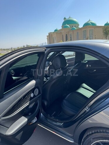 Mercedes E 300 4MATIC 2019, 143,000 km - 2.0 л - Naxçıvan