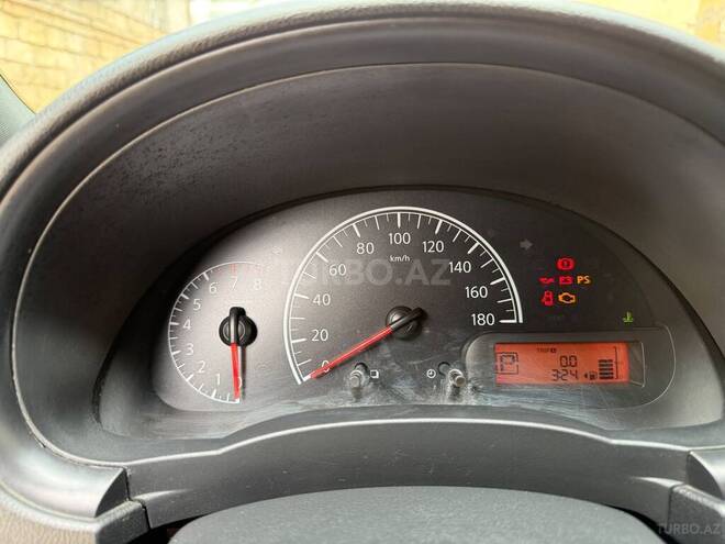 Nissan Latio 2016, 173,000 km - 1.2 l - Bakı
