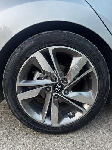 Hyundai Elantra 2016, 225,308 km - 1.8 л - Tovuz