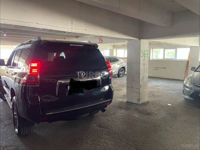 Toyota Land Cruiser Prado 2010, 211,000 km - 2.7 л - Bakı