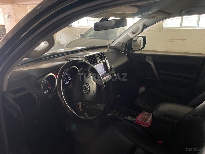 Toyota Land Cruiser Prado 2010, 211,000 km - 2.7 л - Bakı