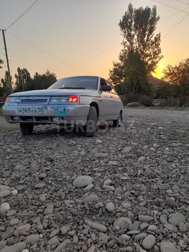 LADA (VAZ) 2112 2002, 380,000 km - 1.5 l - Qusar
