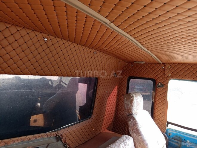 HOWO Sinotruk 2009, 570,005 km - 9.5 l - Qobustan