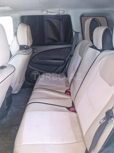 Mitsubishi Outlander 2004, 275,300 km - 2.4 l - Ucar