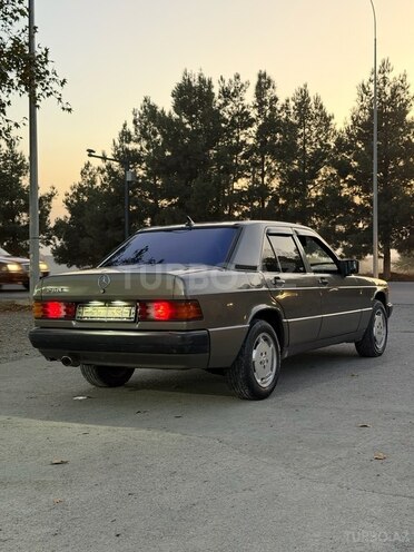 Mercedes 190 1990, 428,000 km - 2.0 l - Bərdə