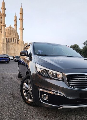 Kia Carnival 2017, 246,000 km - 2.2 l - Bakı