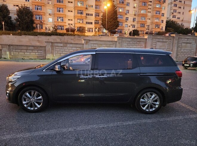 Kia Carnival 2017, 246,000 km - 2.2 l - Bakı
