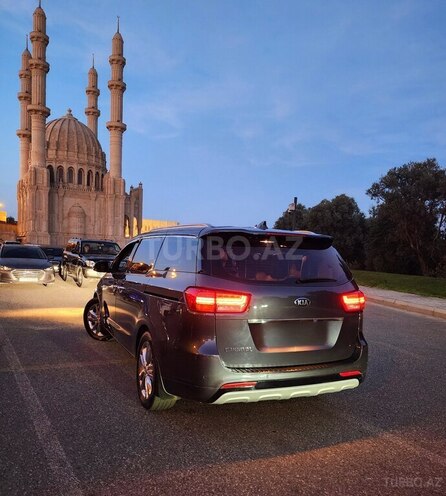 Kia Carnival 2017, 246,000 km - 2.2 l - Bakı