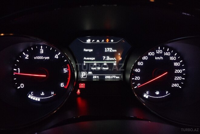 Kia Carnival 2017, 246,000 km - 2.2 l - Bakı
