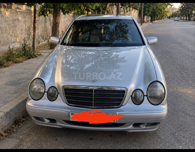 Mercedes E 270 2001, 412,000 km - 2.7 л - Astara