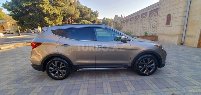 Hyundai Santa Fe 2017, 88,800 km - 2.0 л - Bakı