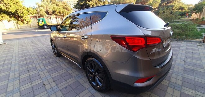 Hyundai Santa Fe 2017, 88,800 km - 2.0 л - Bakı
